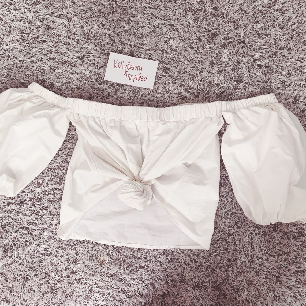 White off the shoulder crop top